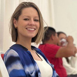 Meet your Posher, Nina